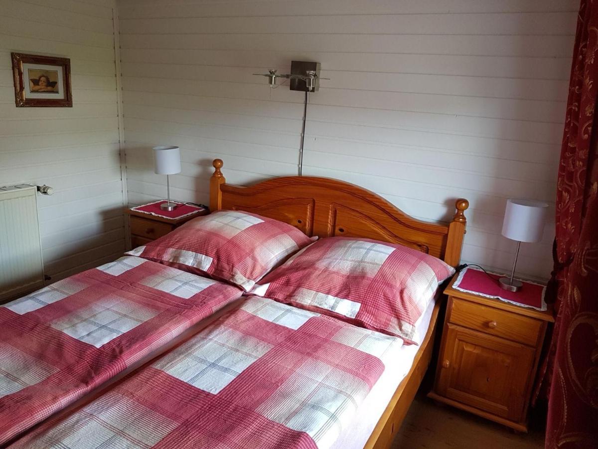 Apartment With Garden In A Wooded Setting Auw bei Prum المظهر الخارجي الصورة